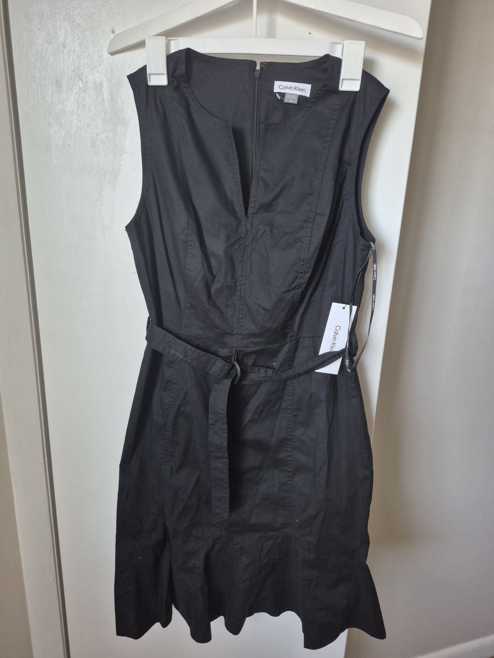 Calvin Klein Black Sleeveless Belted Sheath Dress V-Neck Cotton Size 8